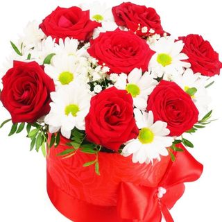 Aranjament floral in cutie "Pasiune și Eleganță"