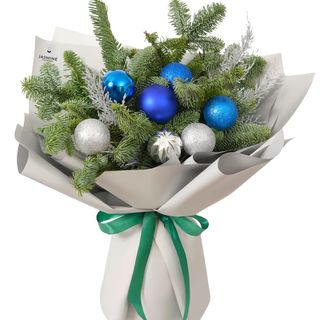 Aranjament in buchet de Crăciun „Winter Nobilis”