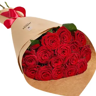 Buchet „Roua Iubirii” cu 15 trandafiri