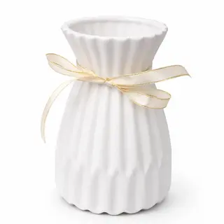 Vaza ceramica alba 20 cm