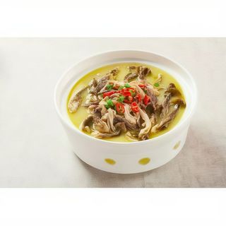 Burtă de porc înăbușită cu ciuperci  黄菇煨脆肚