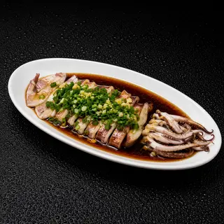 Tub de calamar cu ulei de ceapa 葱油鱿鱼筒