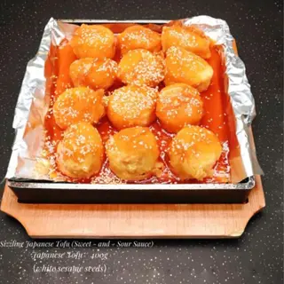 Tofu japonez dulce pe plita incinsa 铁板日本豆腐(