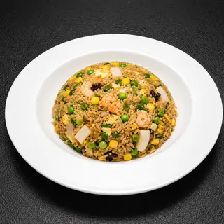 Orez cu fructe de mare 海鲜炒饭