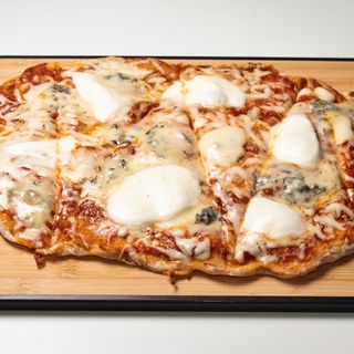 Pizza Quattro Formagi