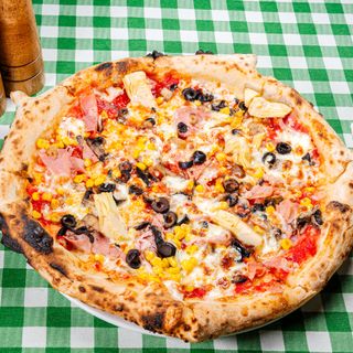 Pizza Capricciosa Ø32cm