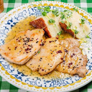 Scallopine de porc cu sos de lămâie