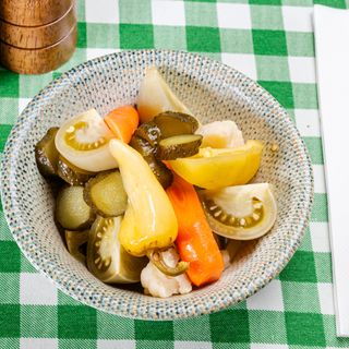 Salată de murături de sezon