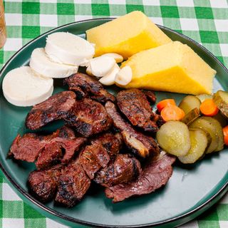 Pastramă de oaie la grătar/ tigaie