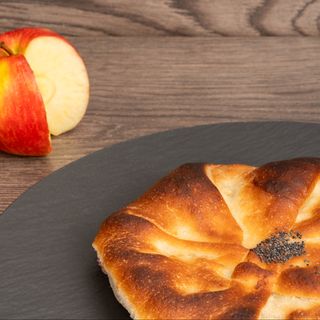 Palanet cu mere și scorțișoară