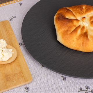 Palanet cu brânză sărată