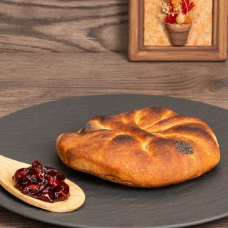 Palanet cu dulceață de vișine