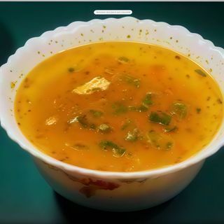 Ciorba rădăuțeană /Ceafa de porc la grătar cu cartofi și salata