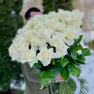 Buchet trandafiri albi