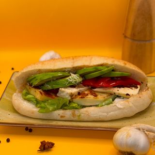 Panini Halloumi & Avocado