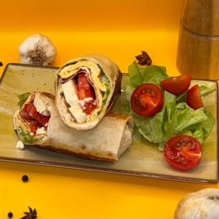 Wrap Omlette & Bacon & Salad