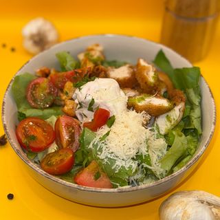 Bowl chicken crispy caesar