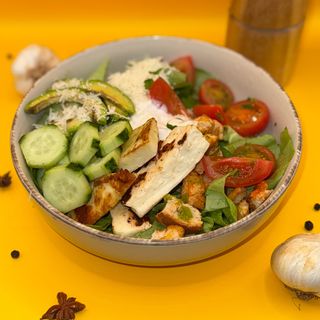 Bowl halloumi & avocado