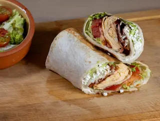 Wrap Omlette & Bacon & Salad