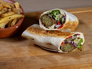 Wrap Falafel & Hummus & Chips