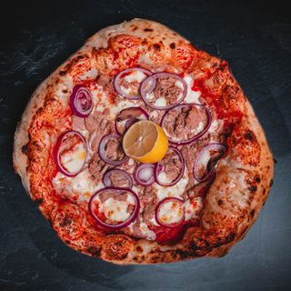 Pizza Tonno E Cipola