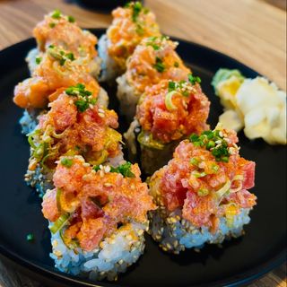 Sparkling tuna roll