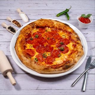 Pizza Hour (15:00-17:00)