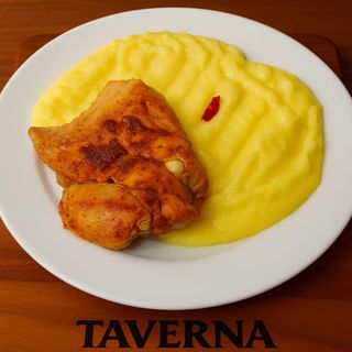 Pulpa de pui dezosata si pireu de cartofi 130g/200g