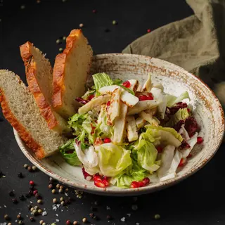 Salata Halloumi