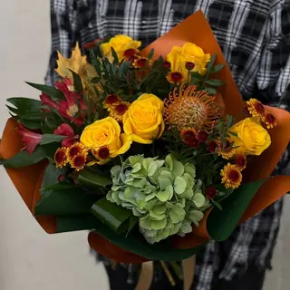Buchet Tania