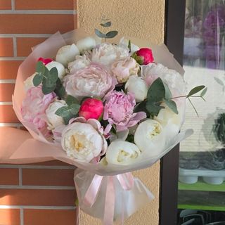 Buchet Delicat cu Bujori 21