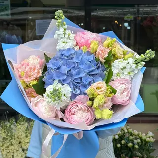 Buchet Gender Reveal
