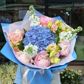 Buchet Gender Reveal