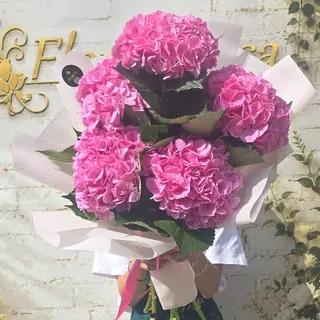 Buchet cu 5 Hortensii roz