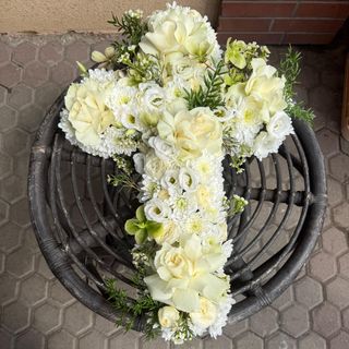 Cruce Funerară