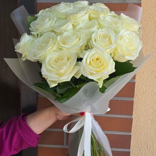 Buchet Trandafiri Albi 21