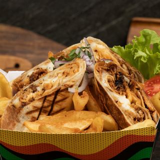 Durum de pui cu cartofi prajiti 400 g