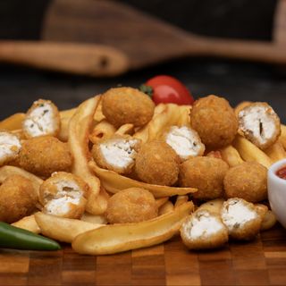 Box cu pui si sos sweet chilli