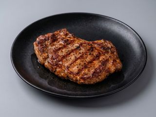 Ceafa de porc la gratar