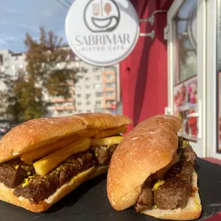 Mici în "pită"