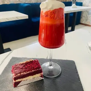 Latte Red Velvet