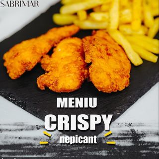 Crispy de pui cu cartofi prajiti si sos