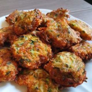 Pârjoale de post și orez cu șofran și parmezan 