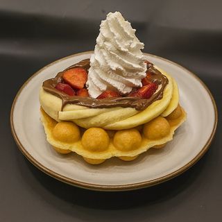 Bubble Waffle Nutella, Banane și Căpșuni