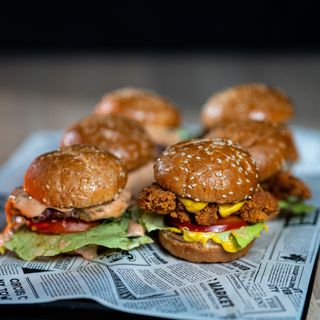 Mini Burger vita+pui (6 buc)