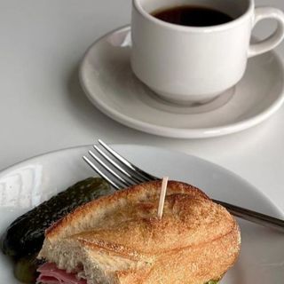 Mini box porc + cafea