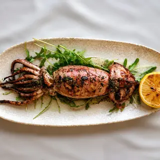 NOU! CALAMARI LA GRATAR