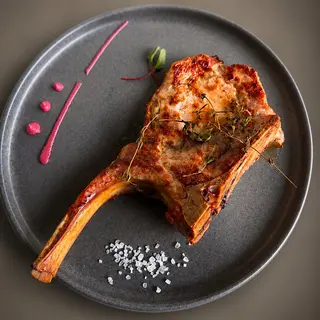 Cotlet de porc la grill 300g