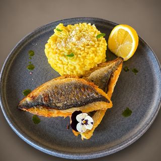 Dorada cu risotto sofranat 300g