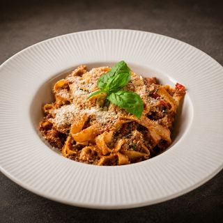 NOU! TAGLIATELLE BOLOGNESE